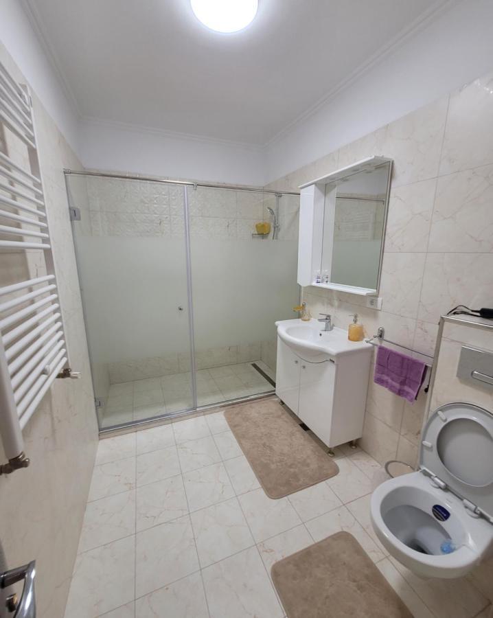 Faleza Nord Apartament De Lux Nou Pe Malul Marii Constança Exterior foto