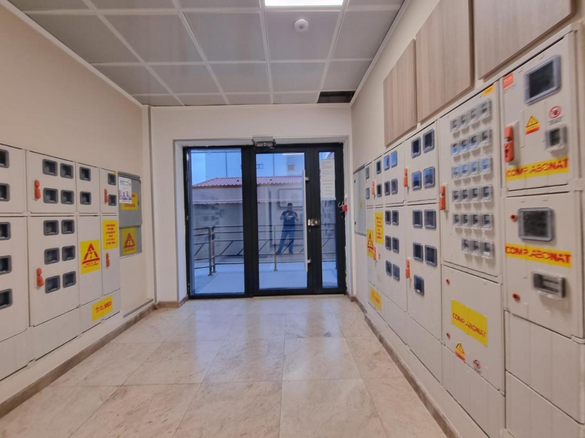 Faleza Nord Apartament De Lux Nou Pe Malul Marii Constança Exterior foto