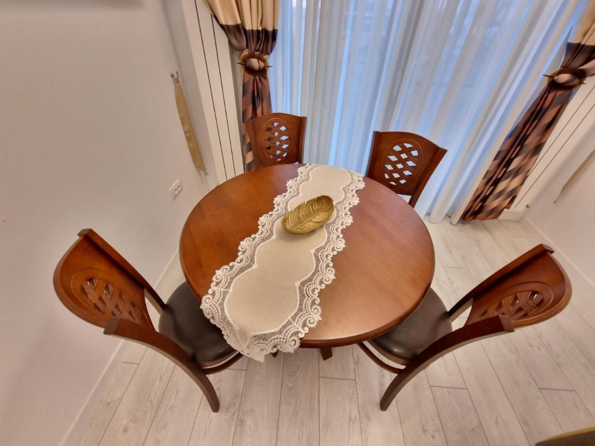 Faleza Nord Apartament De Lux Nou Pe Malul Marii Constança Exterior foto
