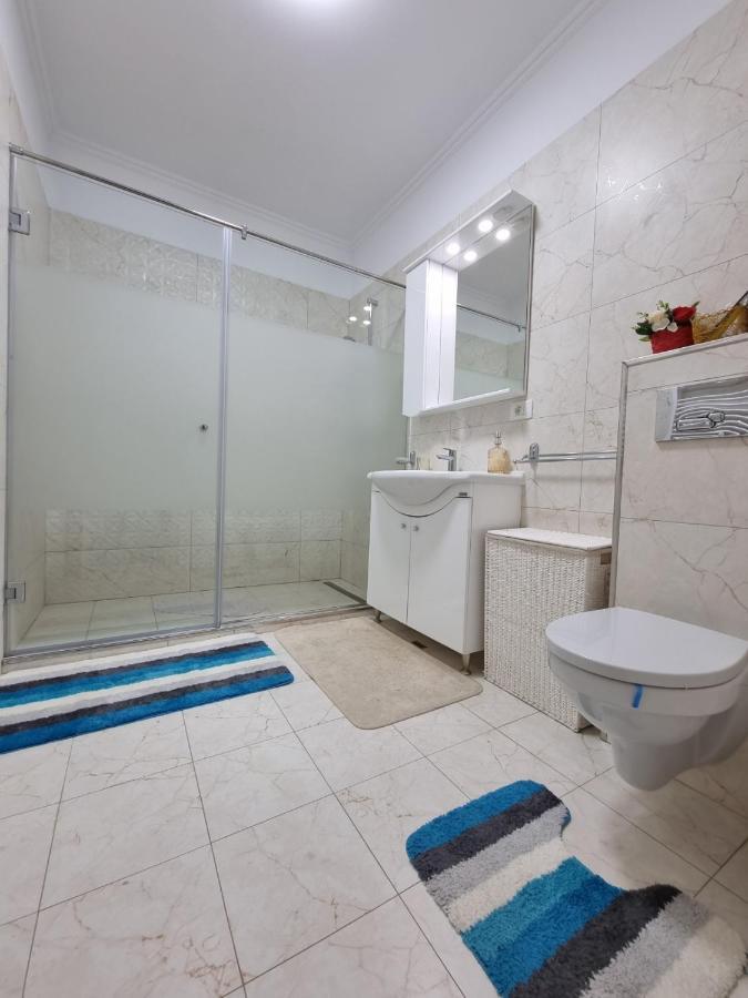 Faleza Nord Apartament De Lux Nou Pe Malul Marii Constança Exterior foto
